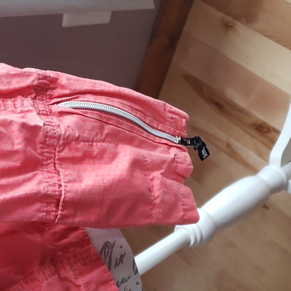 Bench Spring Jacket - Picture 2 of 5